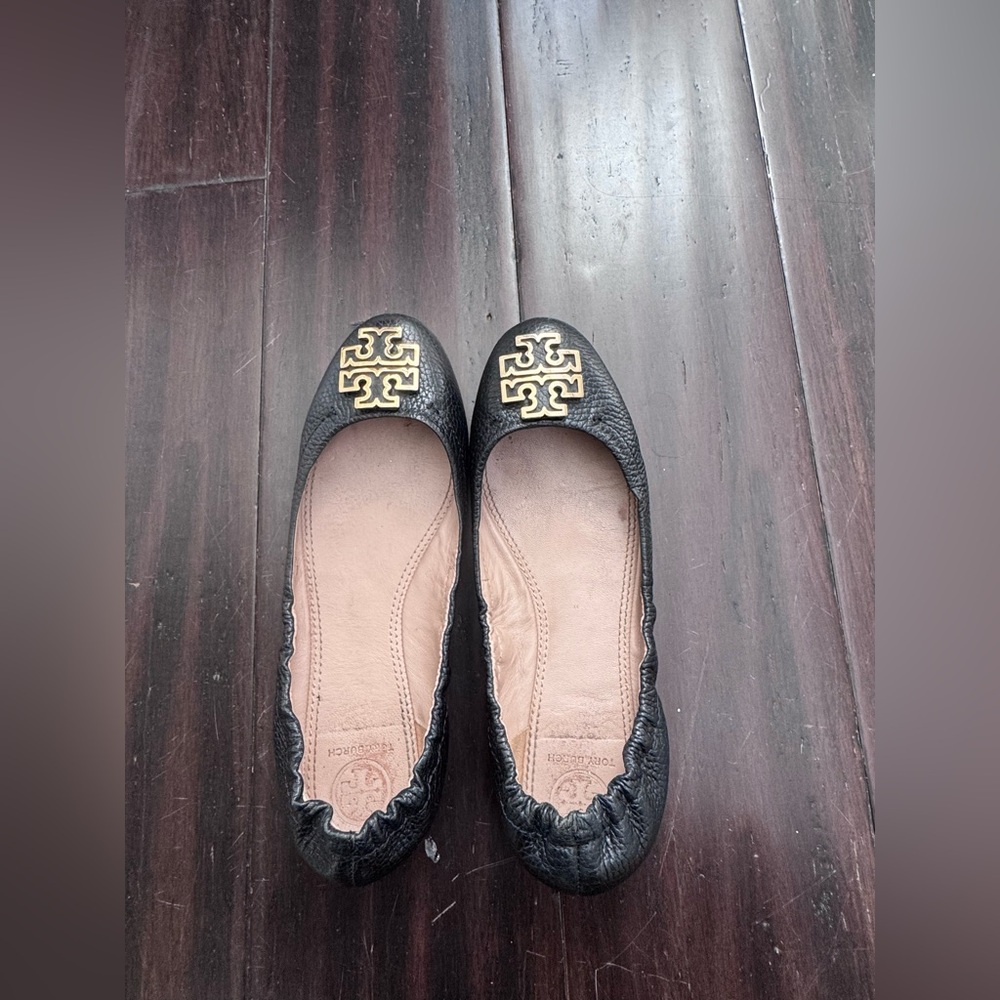 Tory Burch Black Leather Ballet Flats with Gold Logo